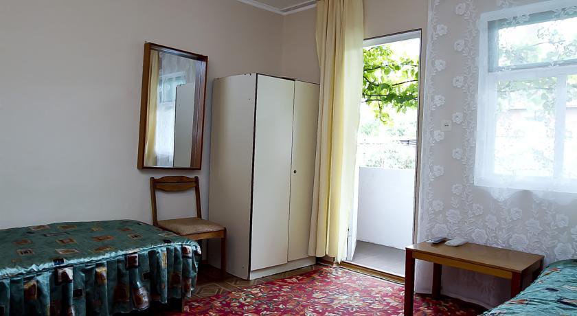 Гостиница Гостевой дом на Самбурова 10 Анапа